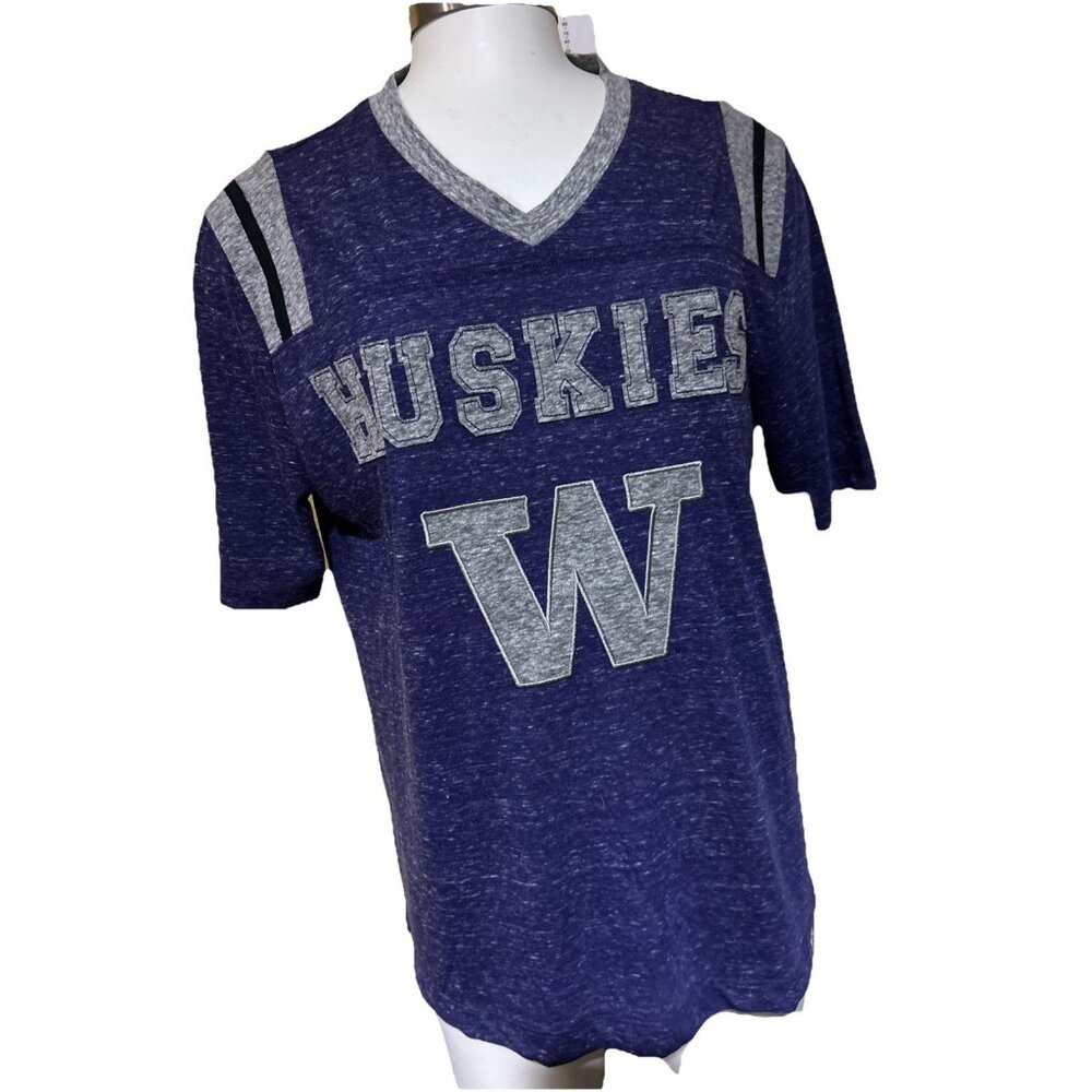 NEW Washington Huskies Colosseum Athletics Purple V Neck Tee Shirt Women's M - Picture 2 of 13